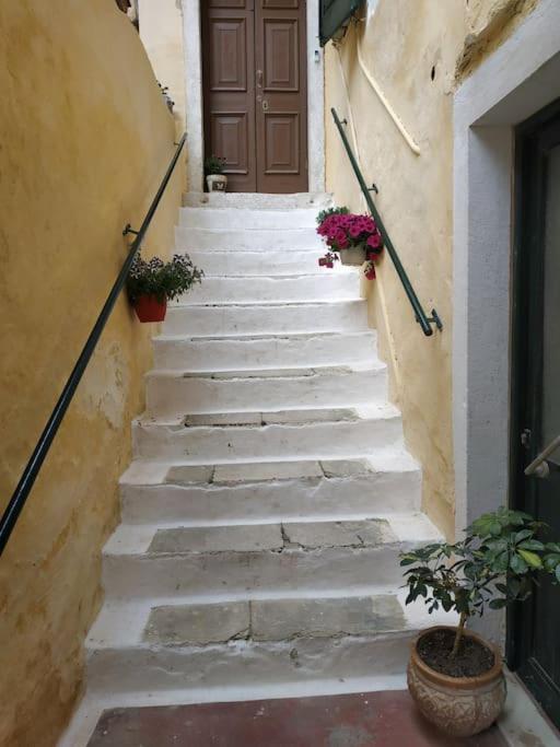 Skalinada Apartment Kampielo Corfu  Eksteriør billede